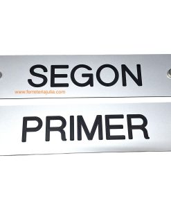 Alternative view of placa senyalització replà comunitats